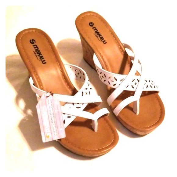 Makalu California Shoes - New!! Makalu California wedges size 8